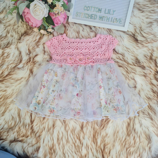CROCHET BABY DRESS 3-6 Months